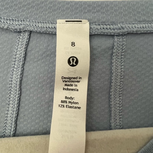 Lululemon long sleeve crop top - Picture 2 of 4